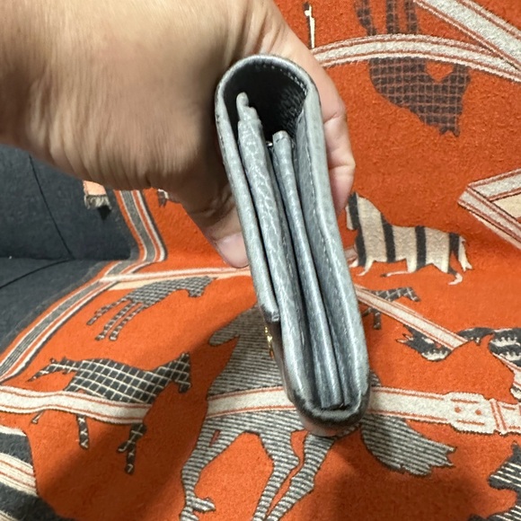 GUCCI ❤️🌟GRAY MARMONT LEATHER WALLET ⭐️ - Picture 2 of 6